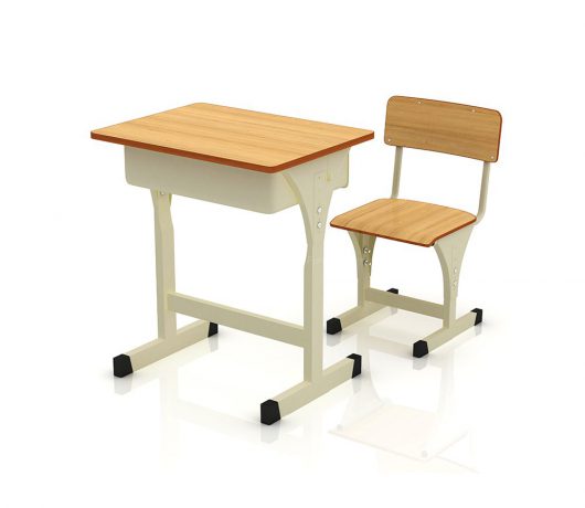 Chaise d'école et bureau