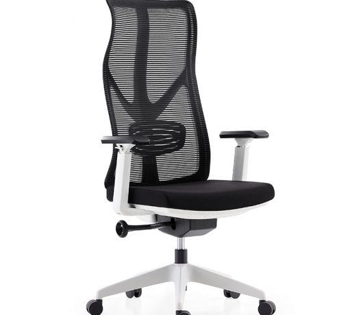 Silla de oficina ergonómica con respaldo alto