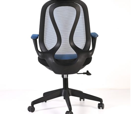 Сетчатое офисное кресло