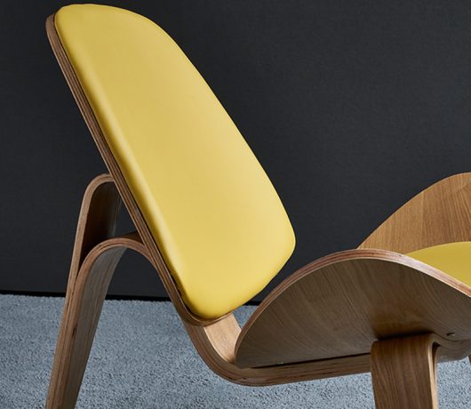 Stijlvolle houten stoel
