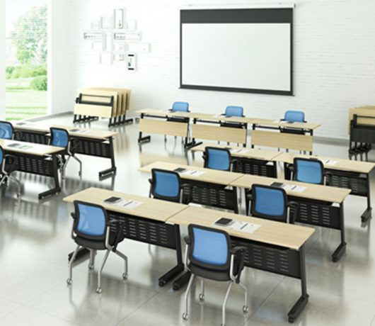 Учебные столы и стулья