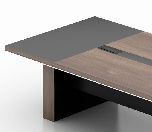 طاولة اجتماعات خشبية