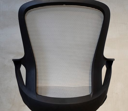 Silla de oficina giratoria de malla ergonómica