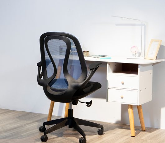 Chaise de bureau élégante en maille