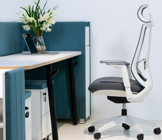 Chaise de bureau ergonomique à dossier haut