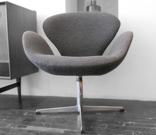 Stylish Waiting Room Chair