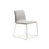 Chaise visiteur moderne