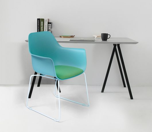 Chaise de loisirs en plastique de bureau