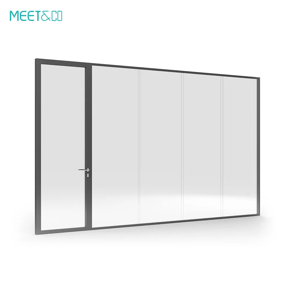 High partition walls in office