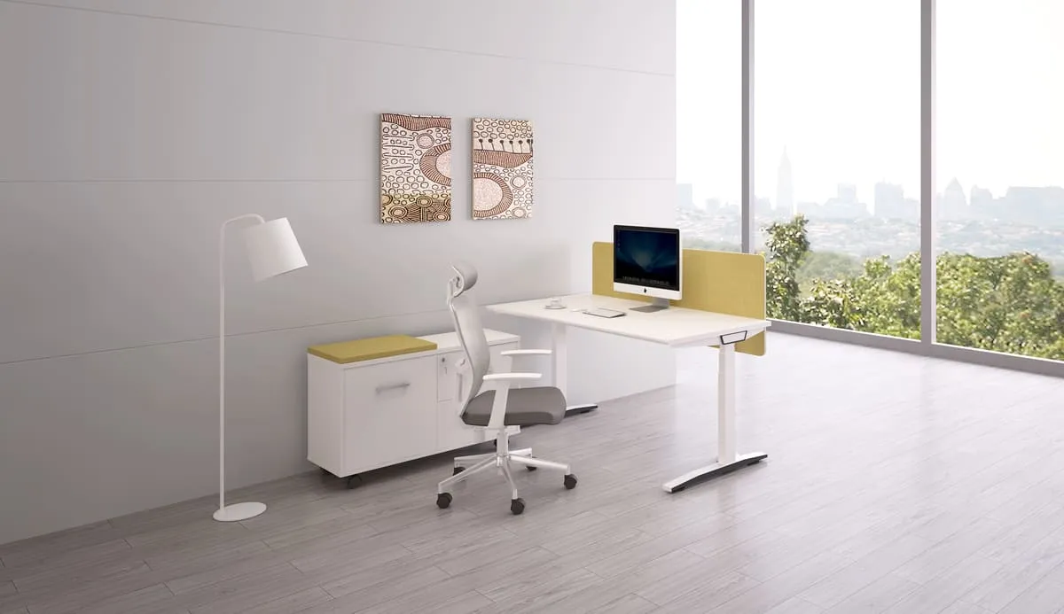 SENDI standing desk in office