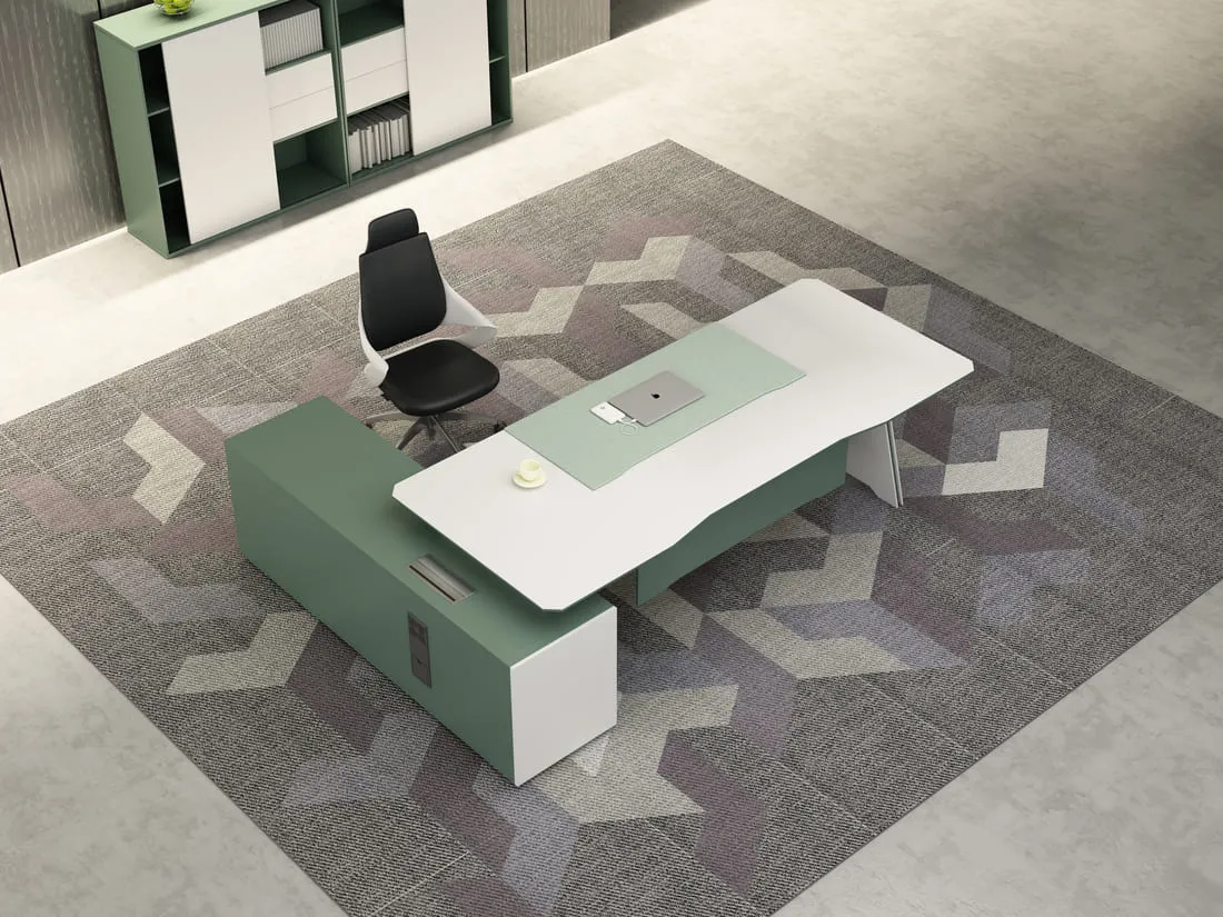 Yunsen Series A L-Shaped executive desk-front