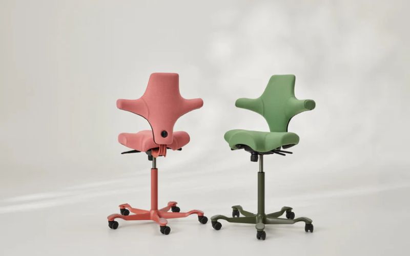 The HÅG Capisco 8106 Adjustable Saddle Seat
