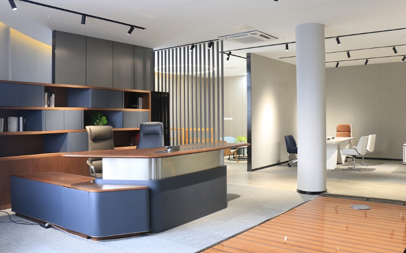 Meet&Co Showroom Gallery Three